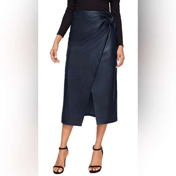 🖤SweatyRocks  Elegant High Waist Knot Side Wrap PU Leather Midi Skirt🖤SZ M🖤NWOT - Picture 1 of 15